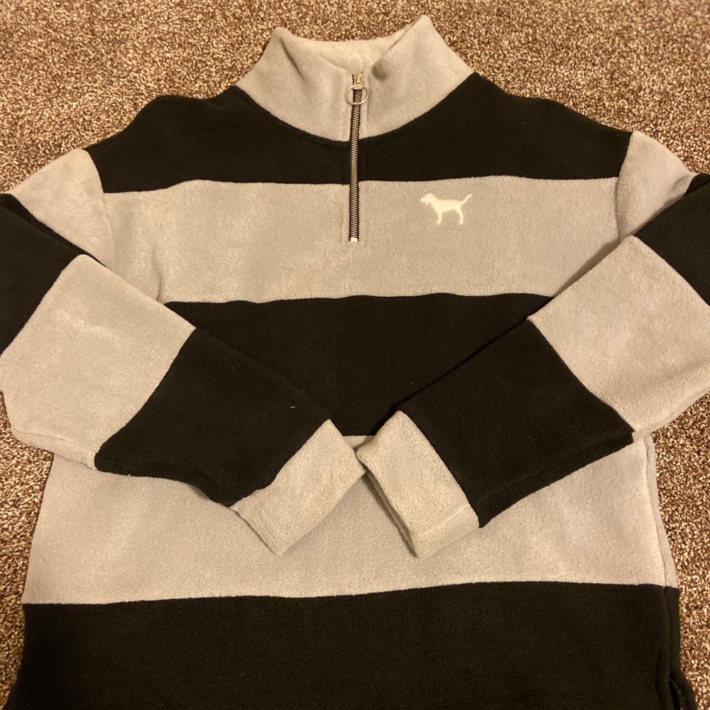Vs pink sweater